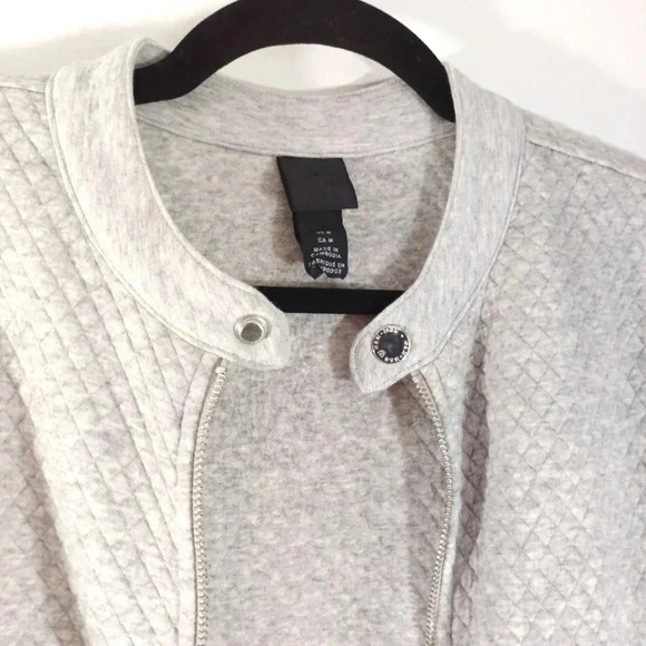 CLEARANCE H&M Quilted Jacket Dove Grey Silver Medium Soft Comfy Gray Zipper M - Picture 10 of 16